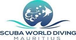 Logo du centre de plongée "Scuba World"